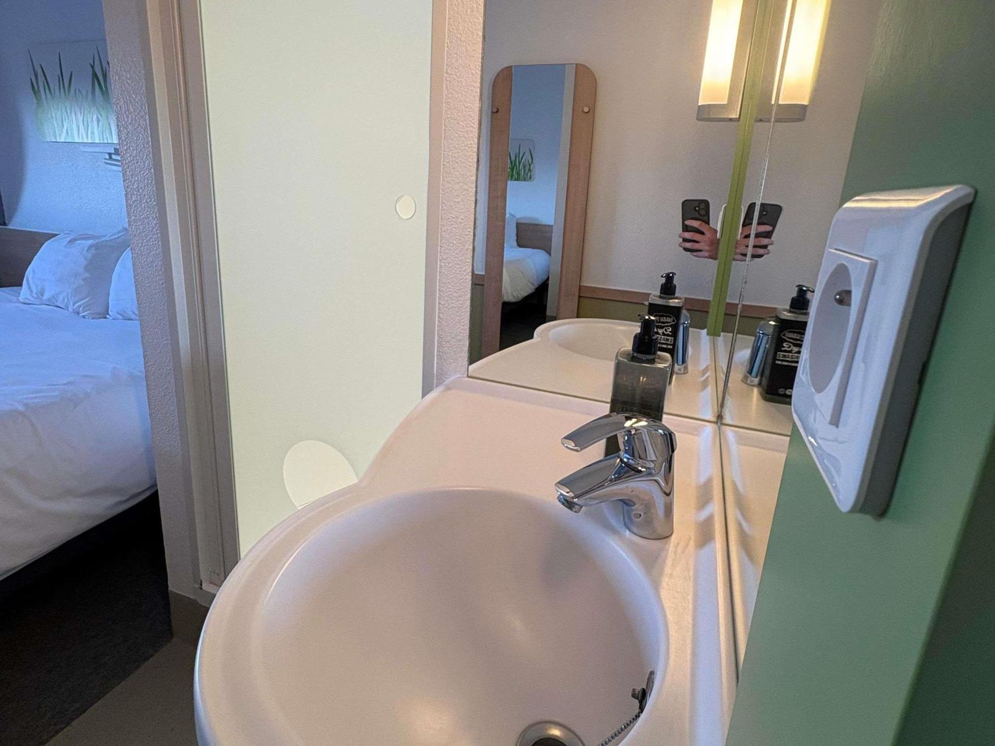 Ibis Budget Ancenis Mesanger Ngoại thất bức ảnh